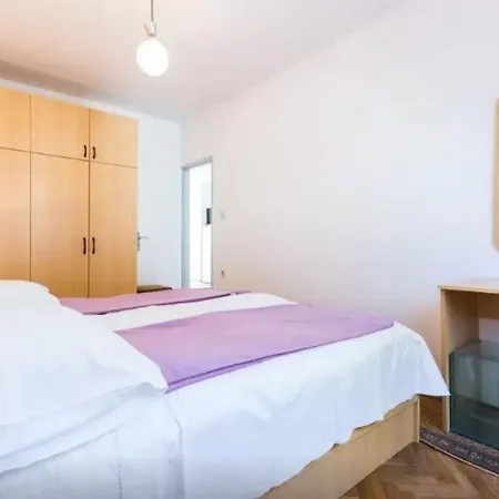 Modernes In Mit Privatem Parkplatz Apartment *